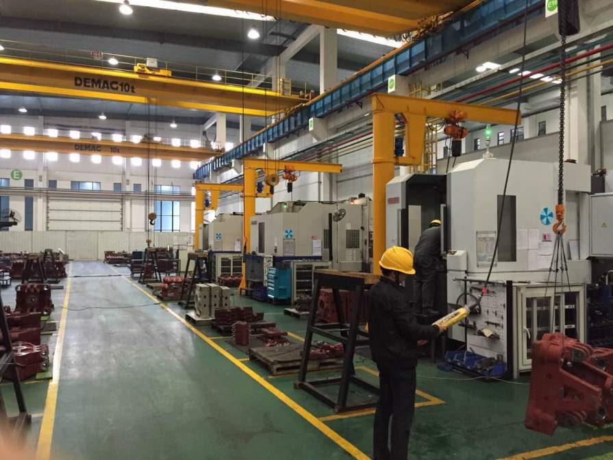 伊之密 1T懸臂吊